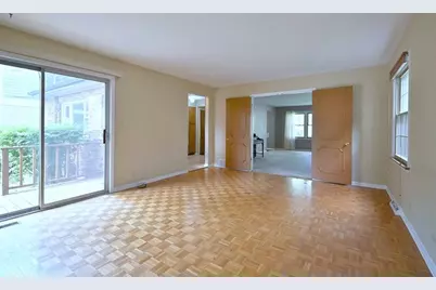 191 S Hawthorne Avenue, Elmhurst, IL 60126 - Photo 10