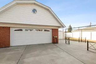 10124 Maple Ave, Oak Lawn, IL 60453 - Photo 28