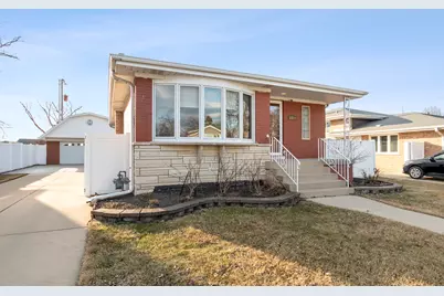 10124 Maple Avenue, Oak Lawn, IL 60453 - Photo 2
