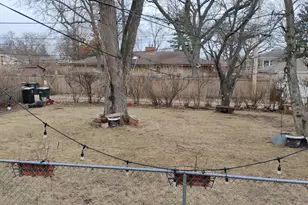 9741 Kildare Ave, Skokie, IL 60076 - Photo 20