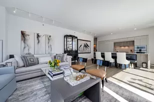 211 N Harbor Dr, Chicago, IL 60601 - Photo 16