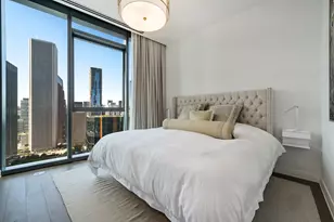 211 N Harbor Dr, Chicago, IL 60601 - Photo 20