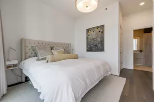 211 N Harbor Dr, Chicago, IL 60601 - Photo 22