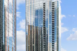 211 N Harbor Dr, Chicago, IL 60601 - Photo 2