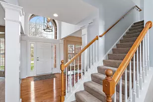 4077 Stratford Ln, Carpentersville, IL 60110 - Photo 2