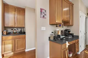 4077 Stratford Ln, Carpentersville, IL 60110 - Photo 10