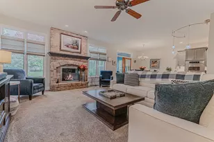 236 Schmidt Dr, Hampshire, IL 60140 - Photo 8
