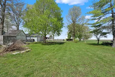 707 N Gray Street, Sidell, IL 61876 - Photo 32