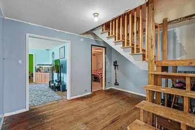 707 N Gray Street, Sidell, IL 61876 - Photo 10