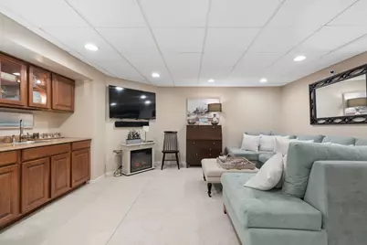 721 Burgess Hill Road, Naperville, IL 60565 - Photo 20