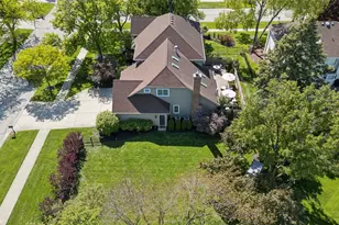 721 Burgess Hill Rd, Naperville, IL 60565 - Photo 24