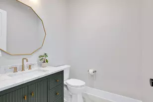104 N Evergreen Ave, Elmhurst, IL 60126 - Photo 20