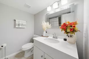 6425 W 64th St, Chicago, IL 60638 - Photo 26