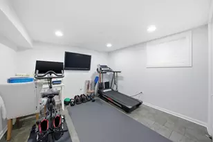 6425 W 64th St, Chicago, IL 60638 - Photo 24