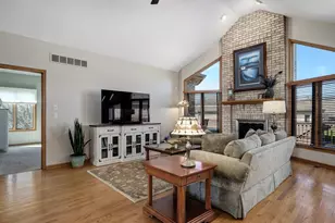 7819 Loch Glen Dr, Lakewood, IL 60014 - Photo 12