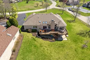 7819 Loch Glen Dr, Lakewood, IL 60014 - Photo 38