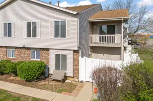 9E Fernwood Dr, Bolingbrook, IL 60440 - Photo 22