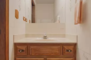 1274 Biscayne Dr, Elk Grove Village, IL 60007 - Photo 18