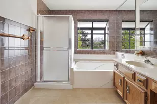 1274 Biscayne Dr, Elk Grove Village, IL 60007 - Photo 26