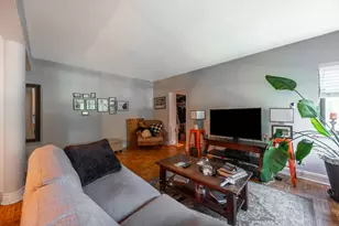 5060 N Marine Dr, Chicago, IL 60640 - Photo 10