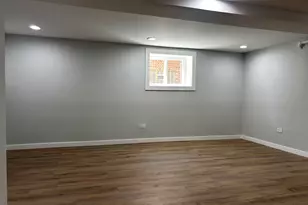 9028 S Carpenter St, Chicago, IL 60620 - Photo 18