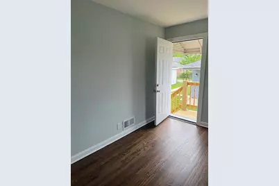 9028 S Carpenter Street, Chicago, IL 60620 - Photo 10