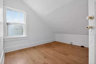 1126 Ashland Ave, Rockford, IL 61101 - Photo 10