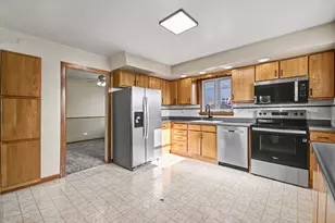 2301 Elm St, River Grove, IL 60171 - Photo 4