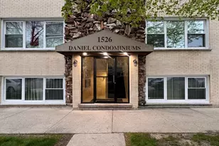 1526 S 51st Ct, Cicero, IL 60804 - Photo 2