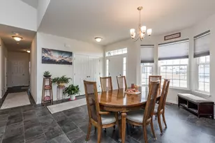 2214 Truman Trail, McHenry, IL 60051 - Photo 10