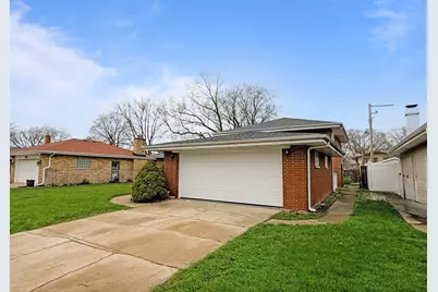 1118 E 169th Street, South Holland, IL 60473 - Photo 2