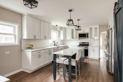 7023 29th Place, Berwyn, IL 60402 - Photo 4