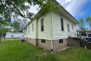 409 E Everett St, Marion, IL 62959 - Photo 6