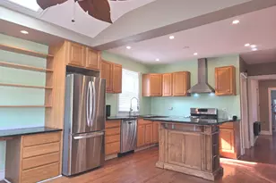 5411 W Warwick Ave, Chicago, IL 60641 - Photo 6