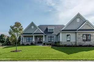 423 Prairie Ridge Ln, North Aurora, IL 60542 - Photo 2