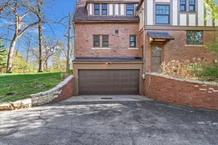 1726 27th St, Moline, IL 61265 - Photo 58