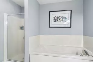 659 N Walden Dr, Palatine, IL 60067 - Photo 16