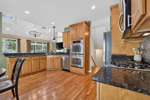 150 Orchards Pass, Bartlett, IL 60103 - Photo 8