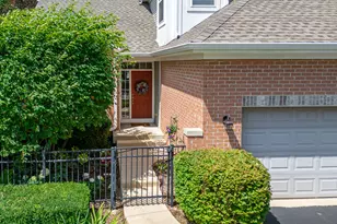 150 Orchards Pass, Bartlett, IL 60103 - Photo 2