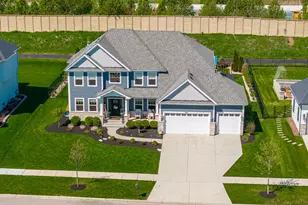 4211 Chinaberry Ln, Naperville, IL 60564 - Photo 4