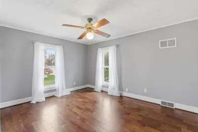 536 W Palace Row, Geneseo, IL 61254 - Photo 20