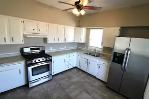 4519 4th Ave, Moline, IL 51265 - Photo 6