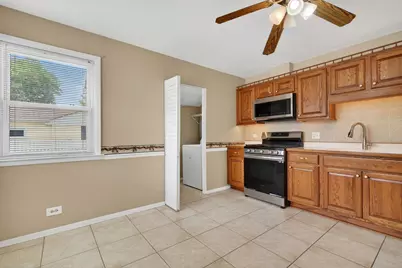 3609 Kingfisher Lane, Rolling Meadows, IL 60008 - Photo 8