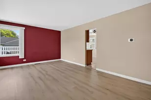3609 Kingfisher Ln, Rolling Meadows, IL 60008 - Photo 2