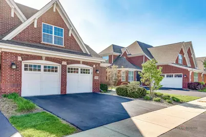 2240 Washington Drive, Northbrook, IL 60062 - Photo 2