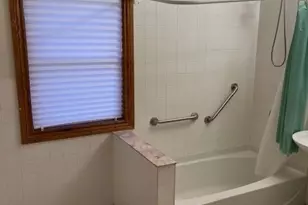 557 N Leamington Ave, Chicago, IL 60644 - Photo 10