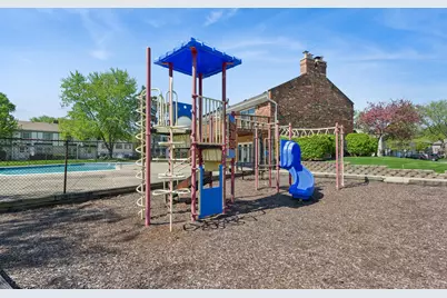 1171 Bunker Hill Court #D, Wheaton, IL 60189 - Photo 20