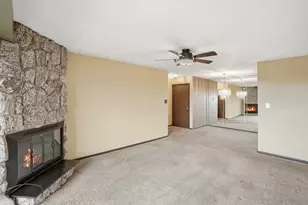 13615 Royal Ct, Crestwood, IL 60418 - Photo 6