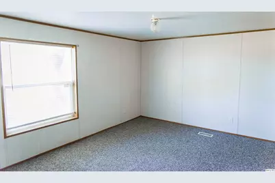 110 N 1st St, West Point, IL 62380 - Photo 8