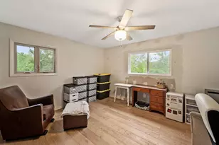 1S655 Taylor Rd, Glen Ellyn, IL 60137 - Photo 10